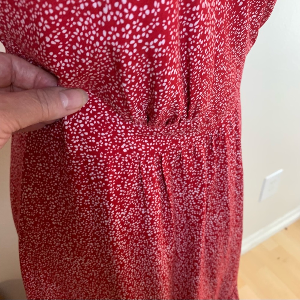 Adorable Red Floral Full Wrap Cap Sleeve Midi Dress - Picture 6 of 11